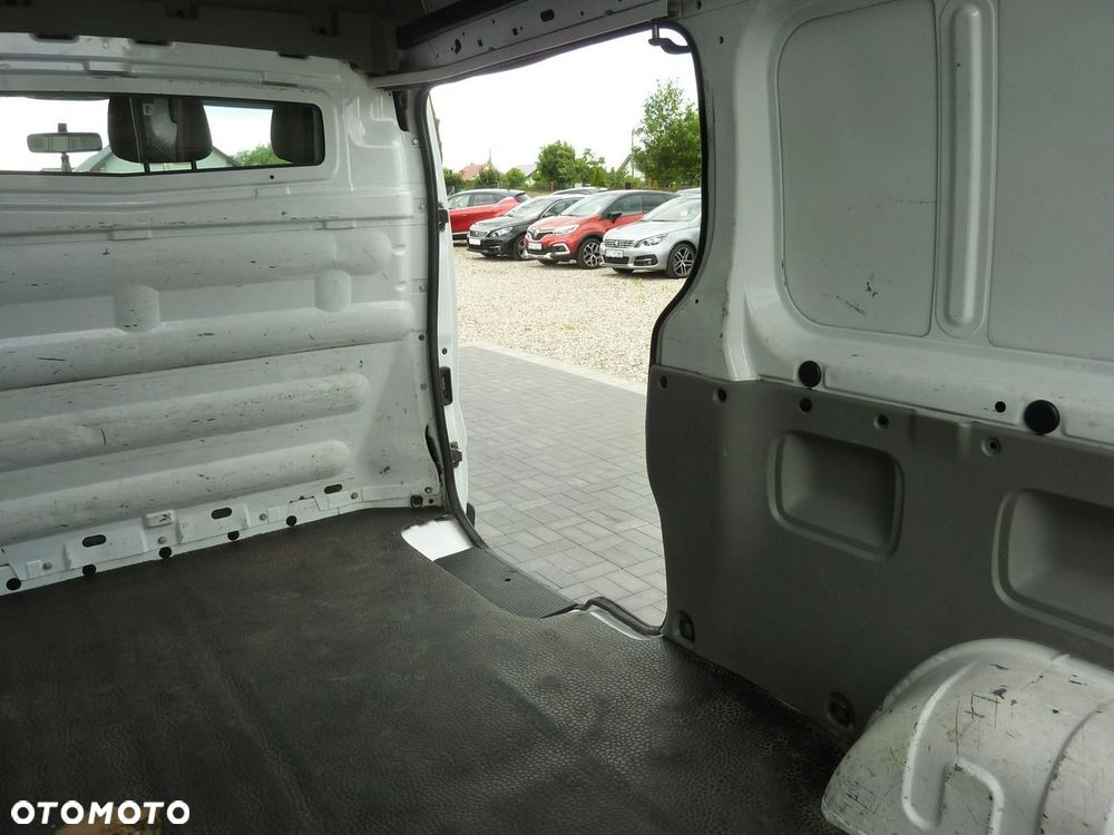 Renault Trafic - 22