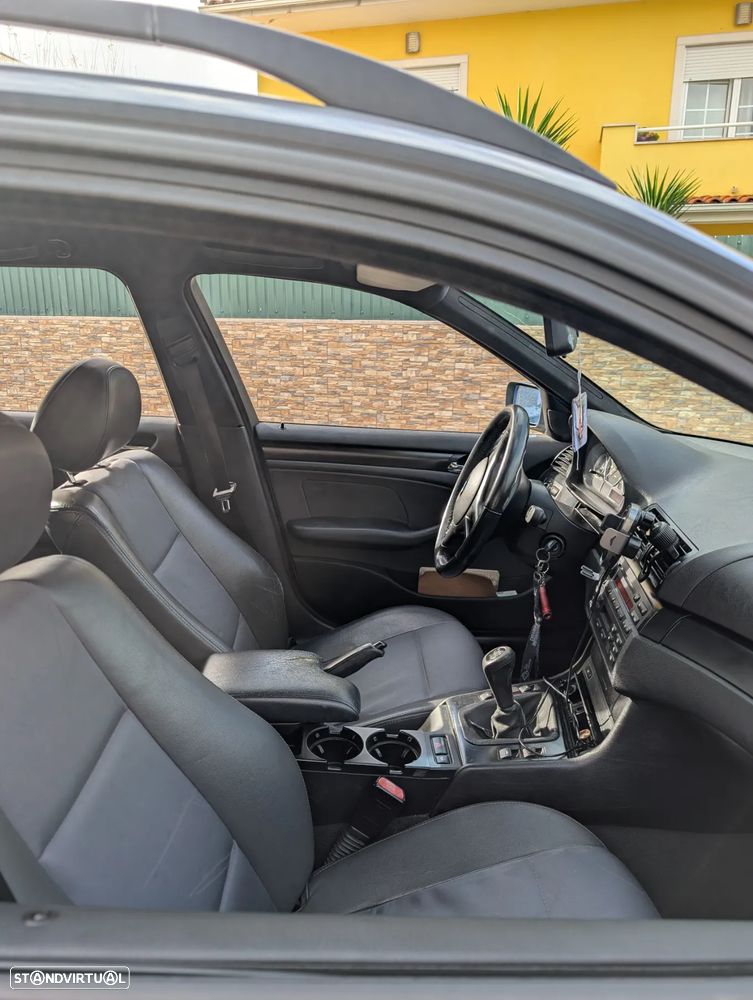 BMW 320 d 20 Anos Baviera - 5