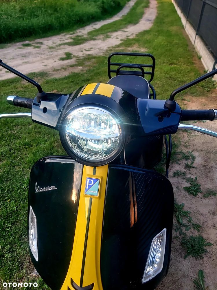 Piaggio Vespa - 35