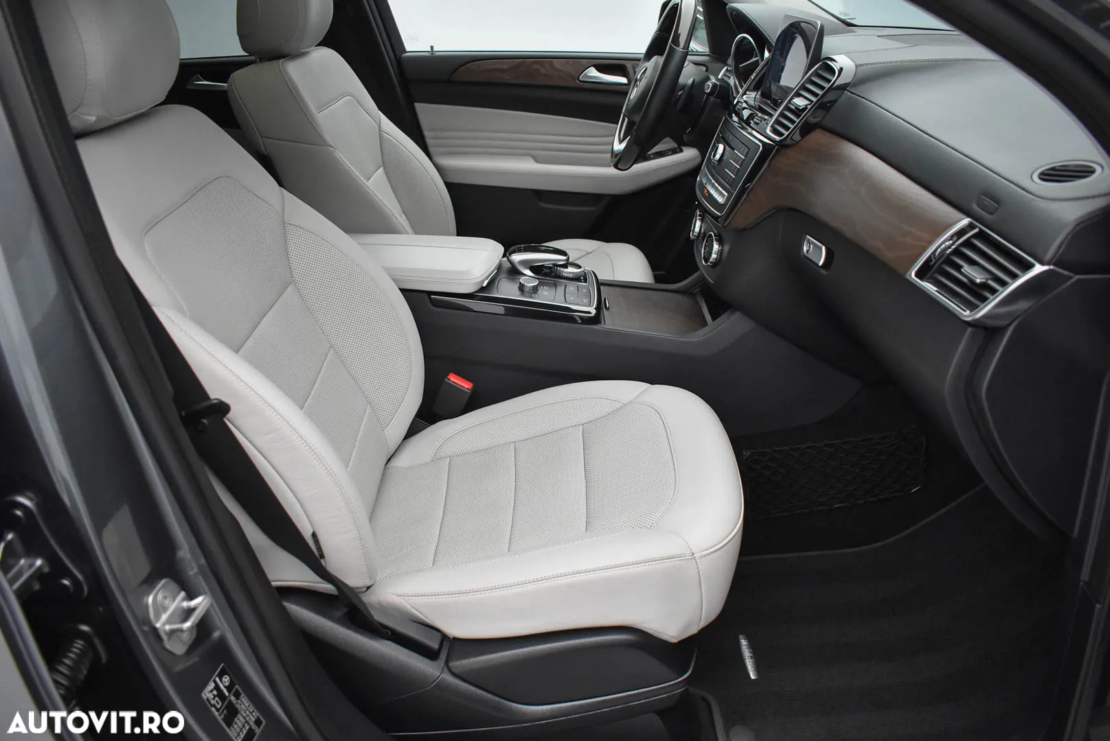 Mercedes-Benz GLE Coupe AMG 43 4M 9G-TRONIC OrangeArt Edition - 14