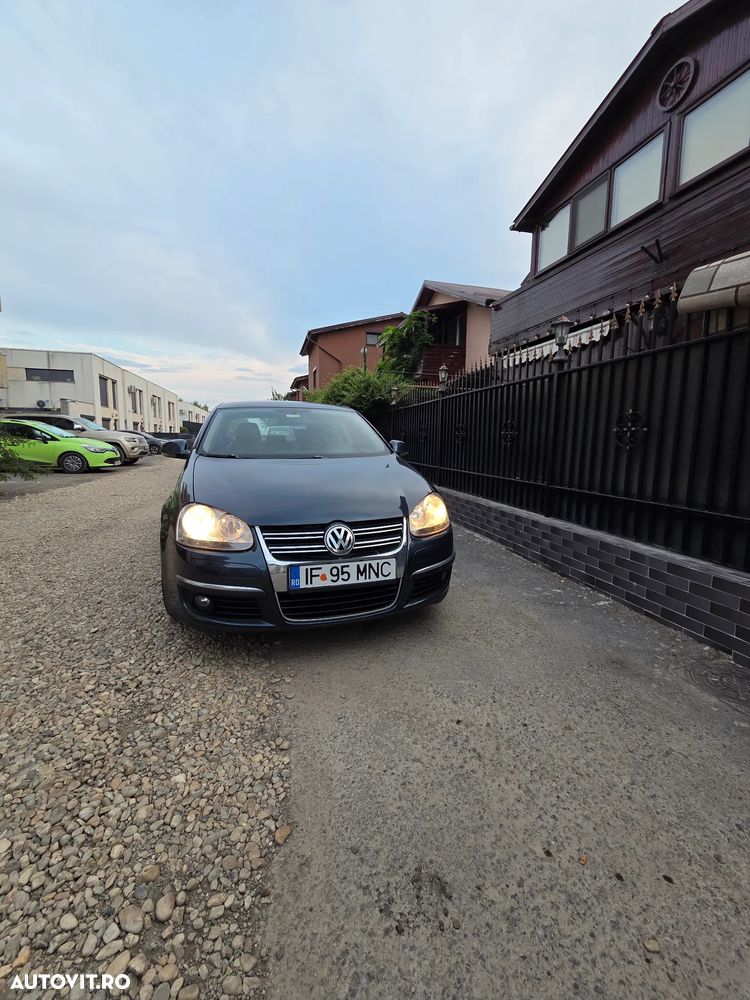 Volkswagen Jetta 1.9 TDI Comfortline - 6