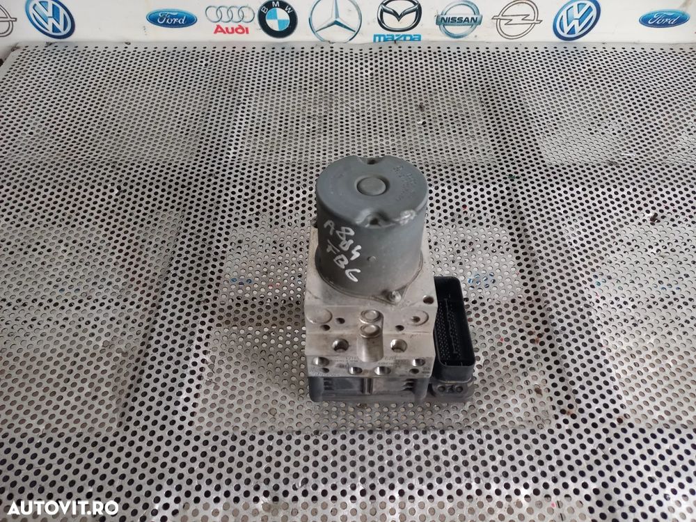 Modul Pompa Unitate ABS Audi A8 4H D4 An 2010-2011-2012-2013-2014-2015-2016-2017 Cod 4H0907379C Dezmembrez Audi A8 4H D4 3.0 Tdi Quattro Motor CDT Cutie MXU Volan Stanga - Dezmembrari Arad - 4