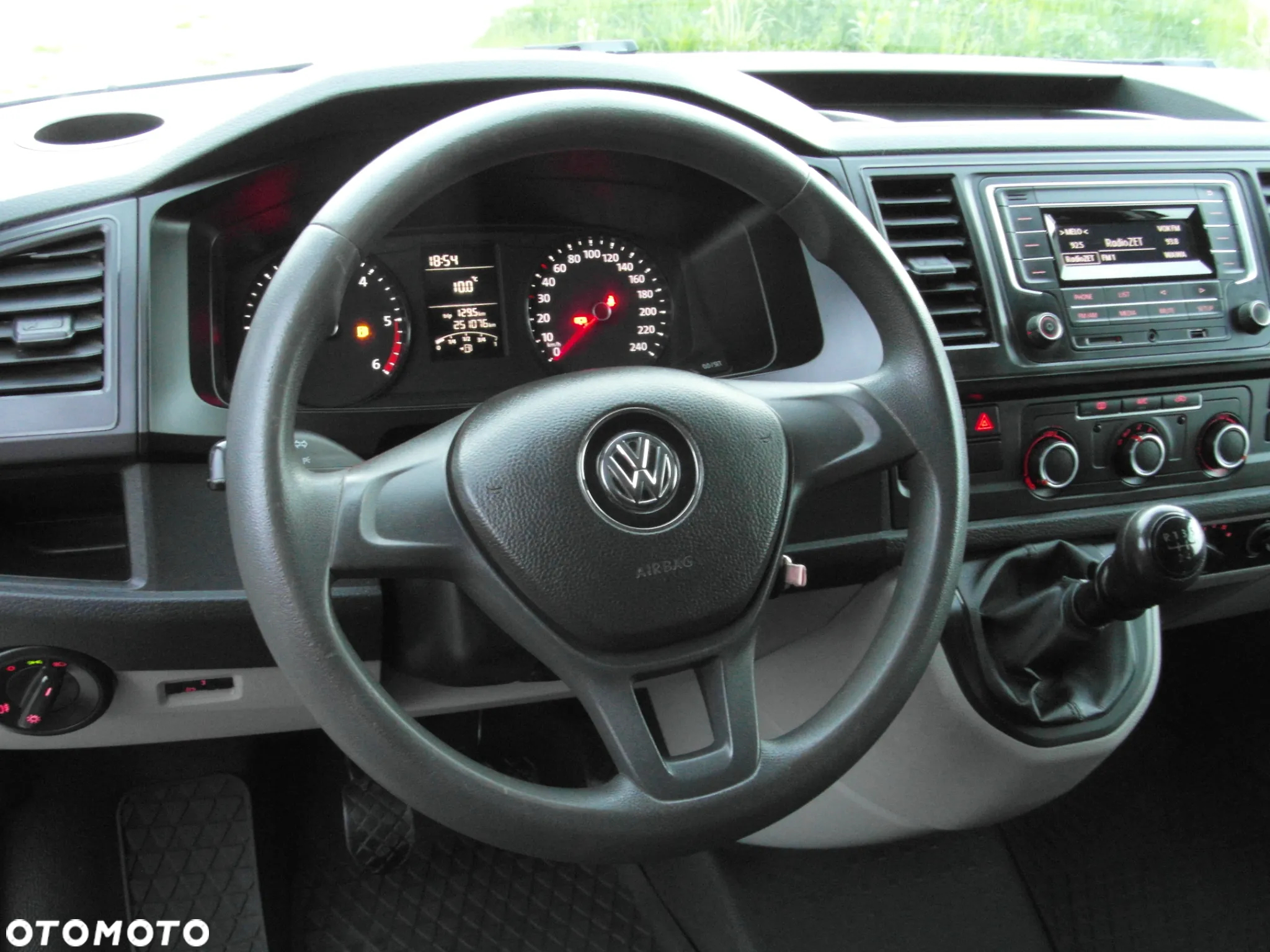 Volkswagen Transporter T6 TDI L1H1 - 21