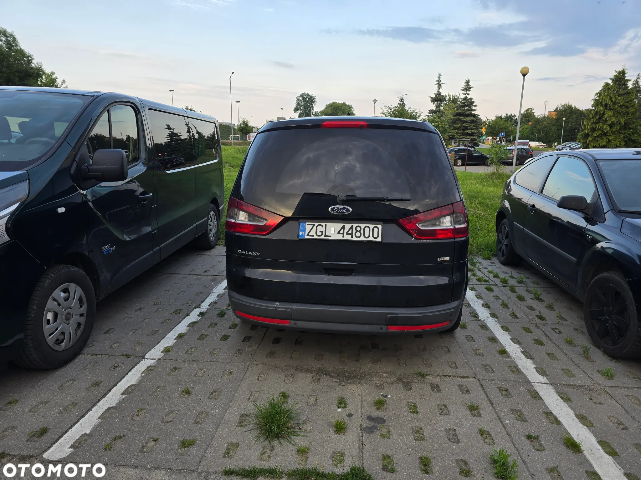 Ford Galaxy - 3