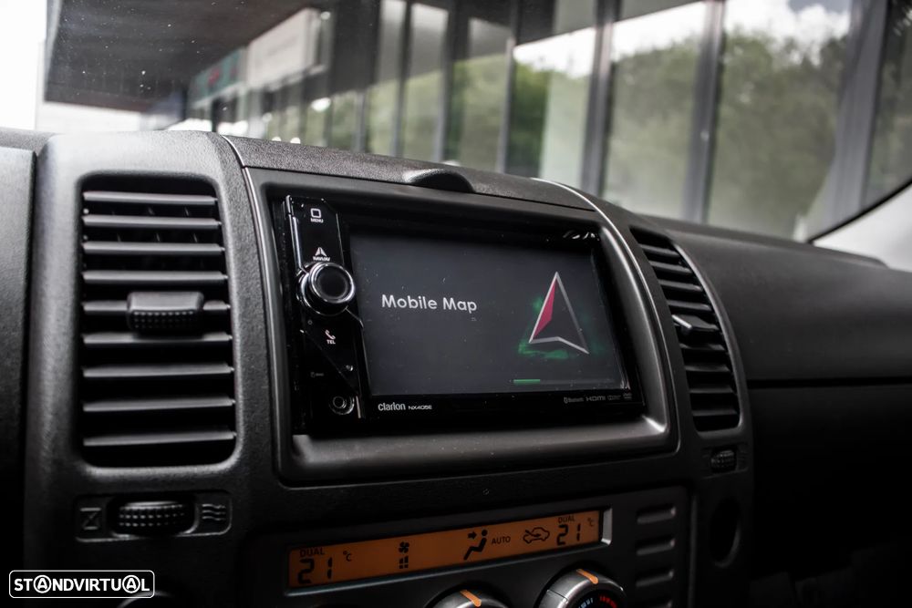 Nissan Navara 2.5 dCi CD SE AT 4WD - 17