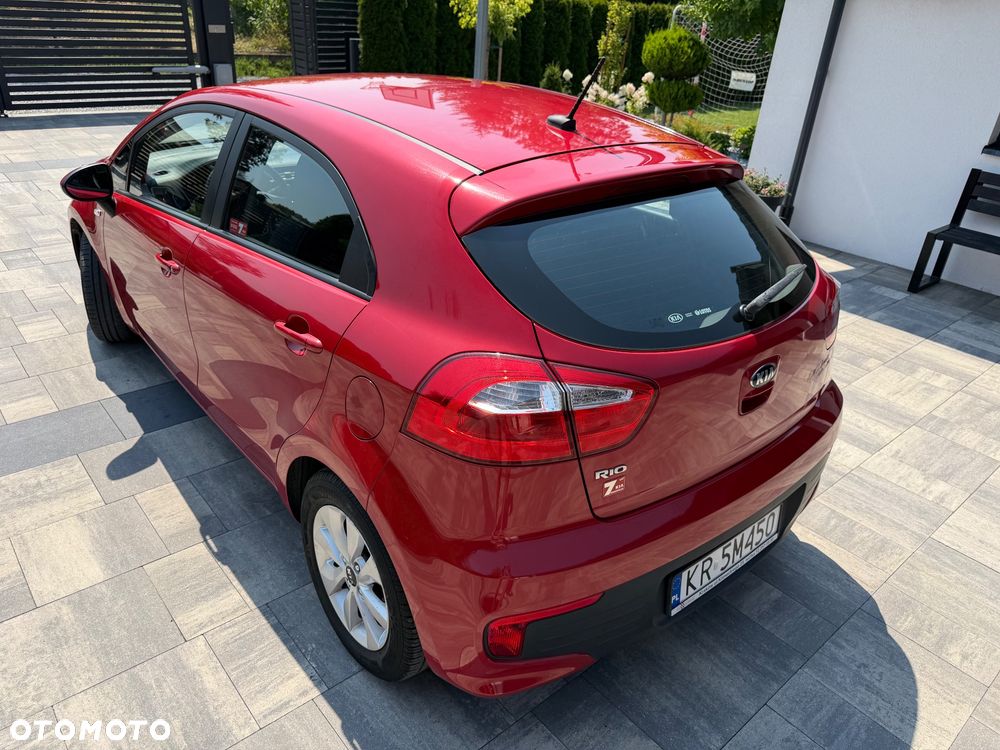 Kia Rio 1.4 Business Line - 11