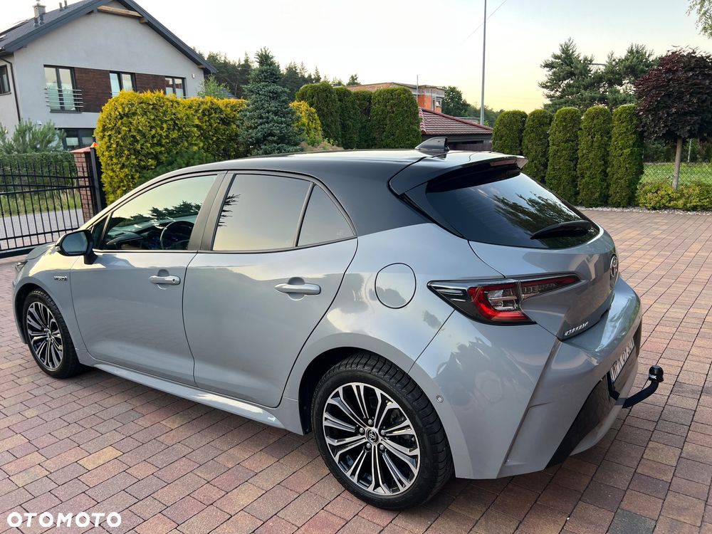 Toyota Corolla 1.8 Business Edition - 18