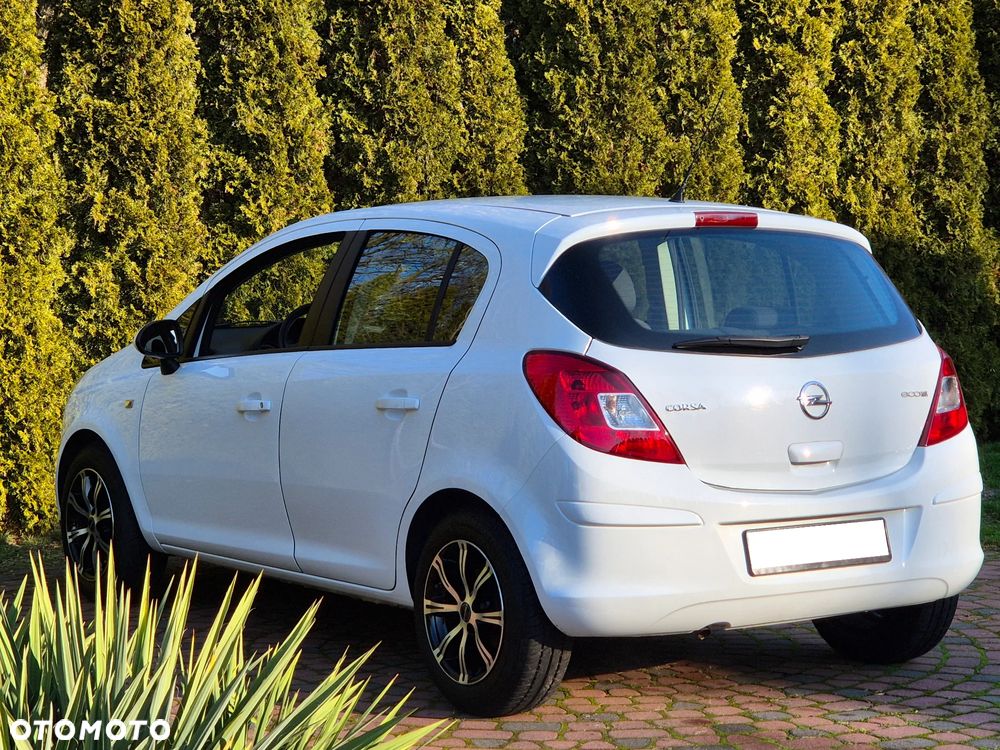 Opel Corsa 1.2 16V Edition / Active - 21