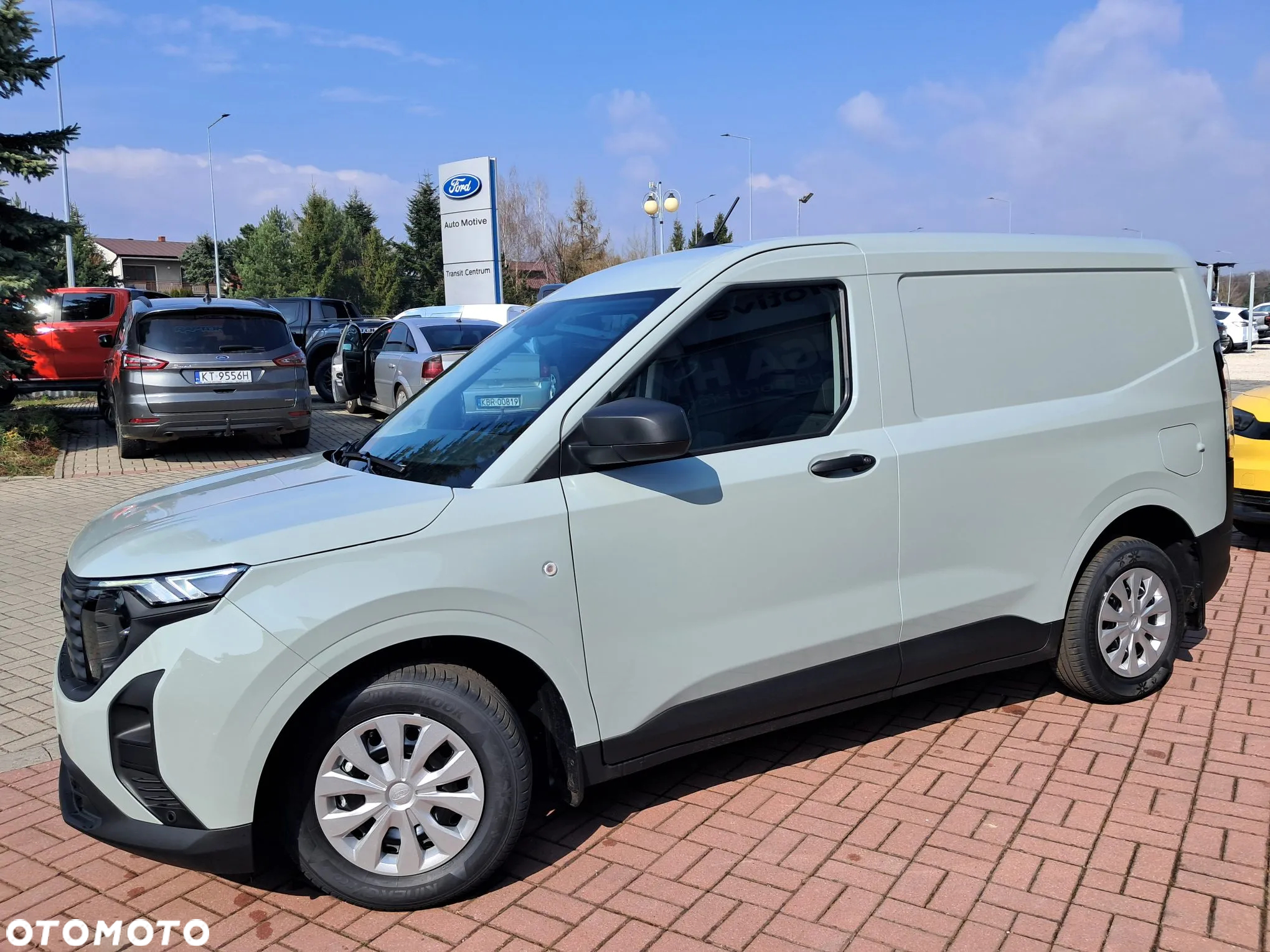 Ford Transit Courier - 6