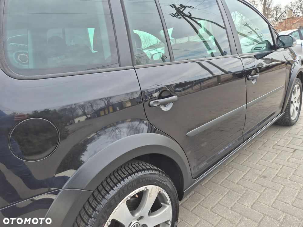 Volkswagen Touran 1.4 TSI Cross - 21