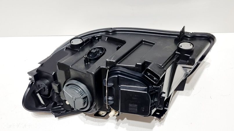 REFLEKTOR PRAWY XENON BMW X1 E84 EUROPA - 5