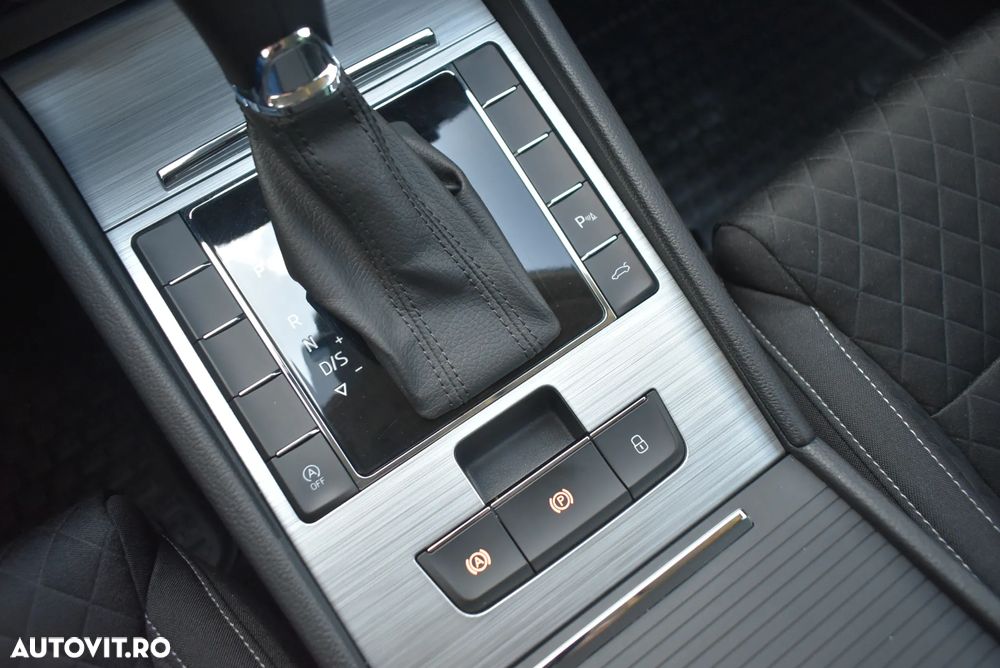 Skoda Superb 2.0 TDI DSG Ambition - 16