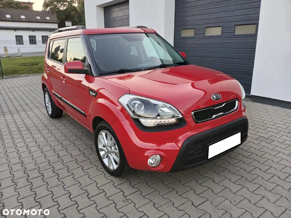 Kia Soul 1.6 CRDI Dream Team Edition - 8