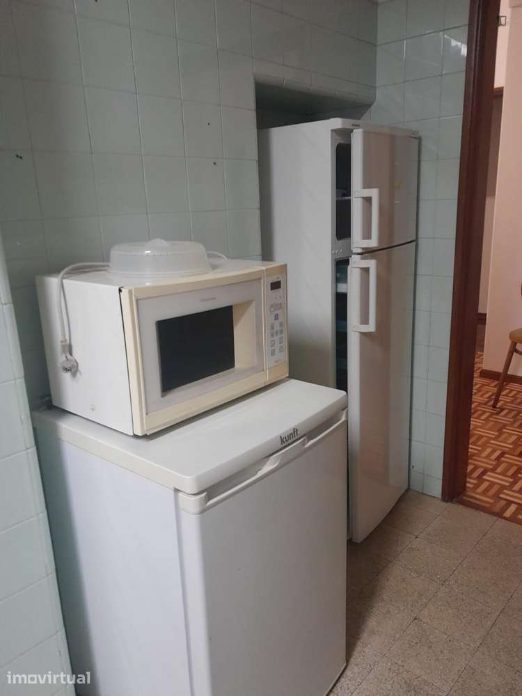 Quarto - localizado em Bairro do Sol Coimbra - Grande imagem: 5/11