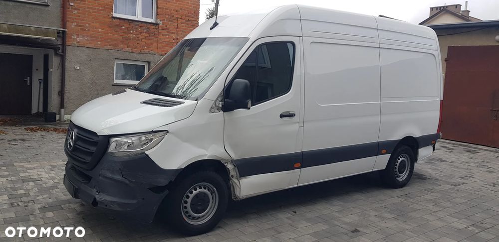 Mercedes-Benz Sprinter - 3