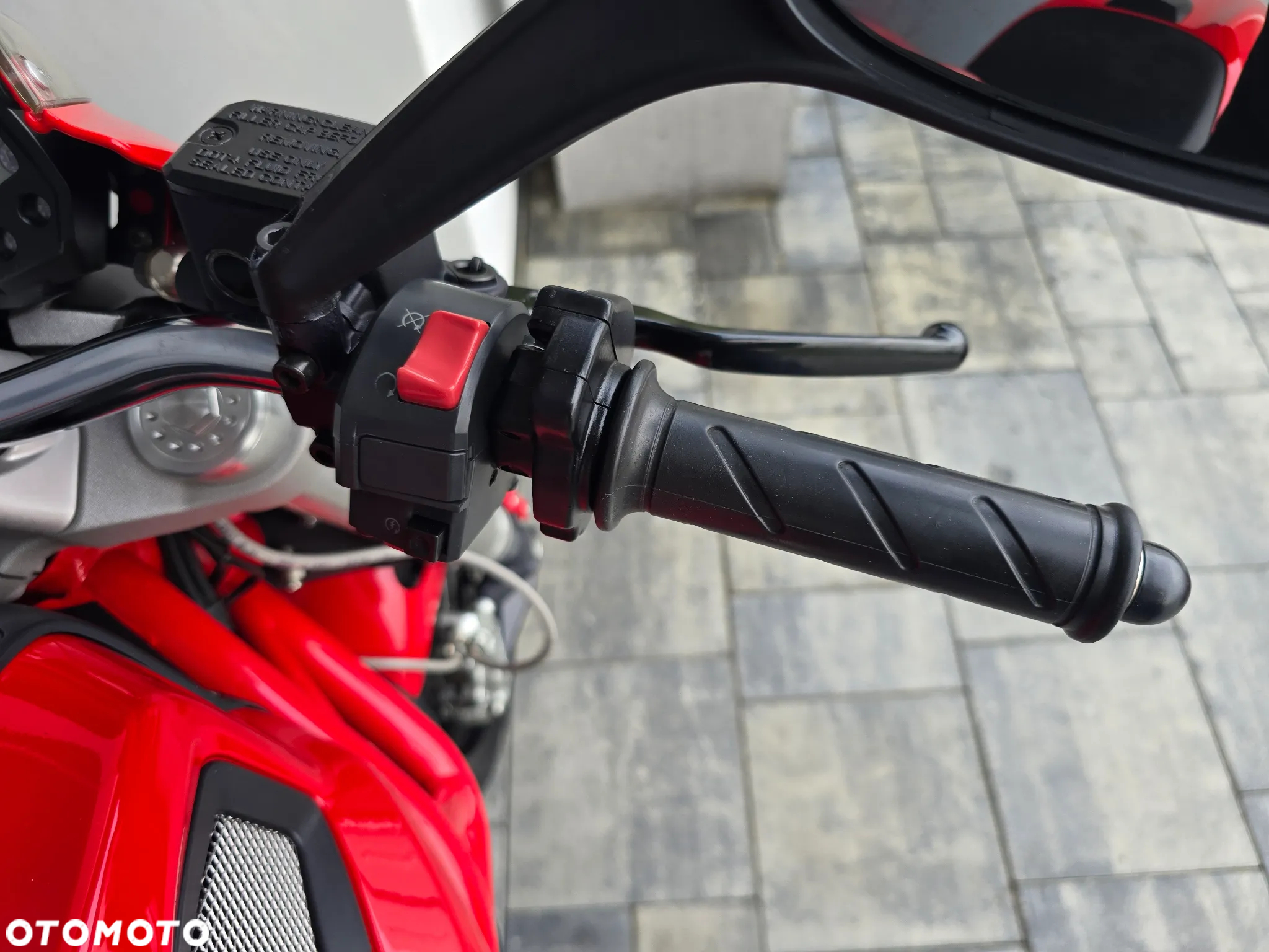 Ducati Monster - 21