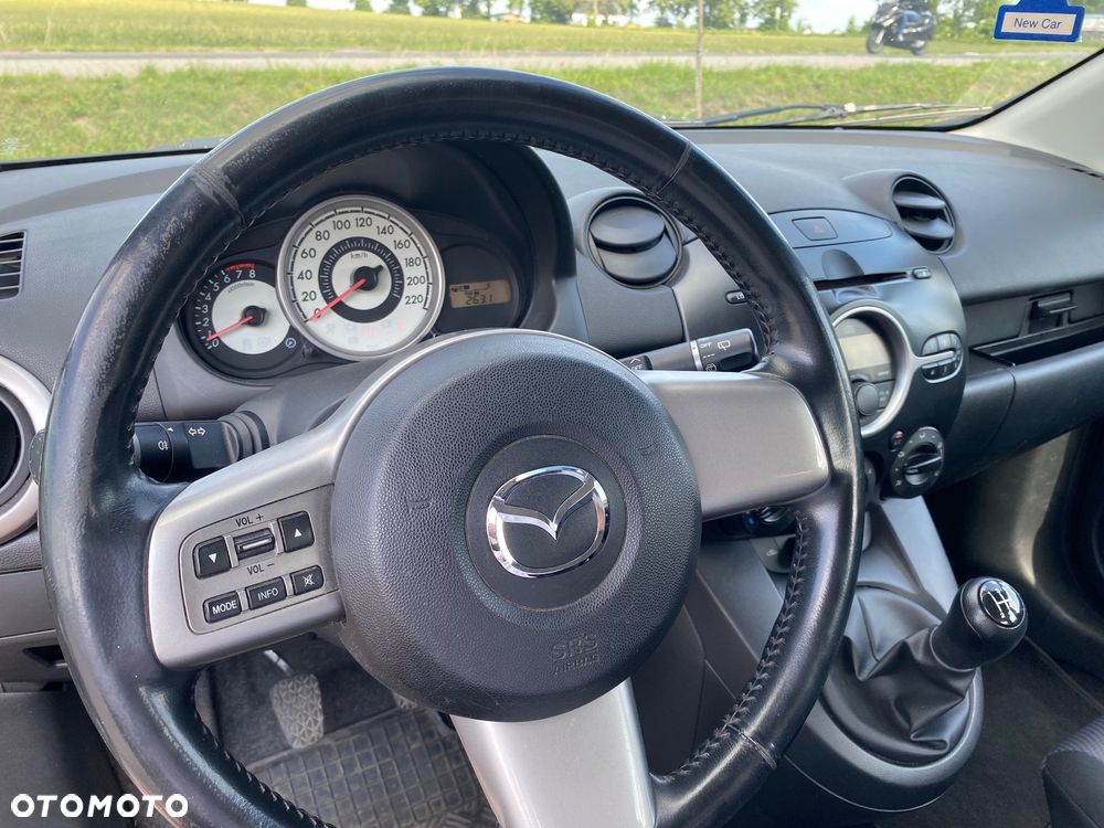 Mazda 2 - 12