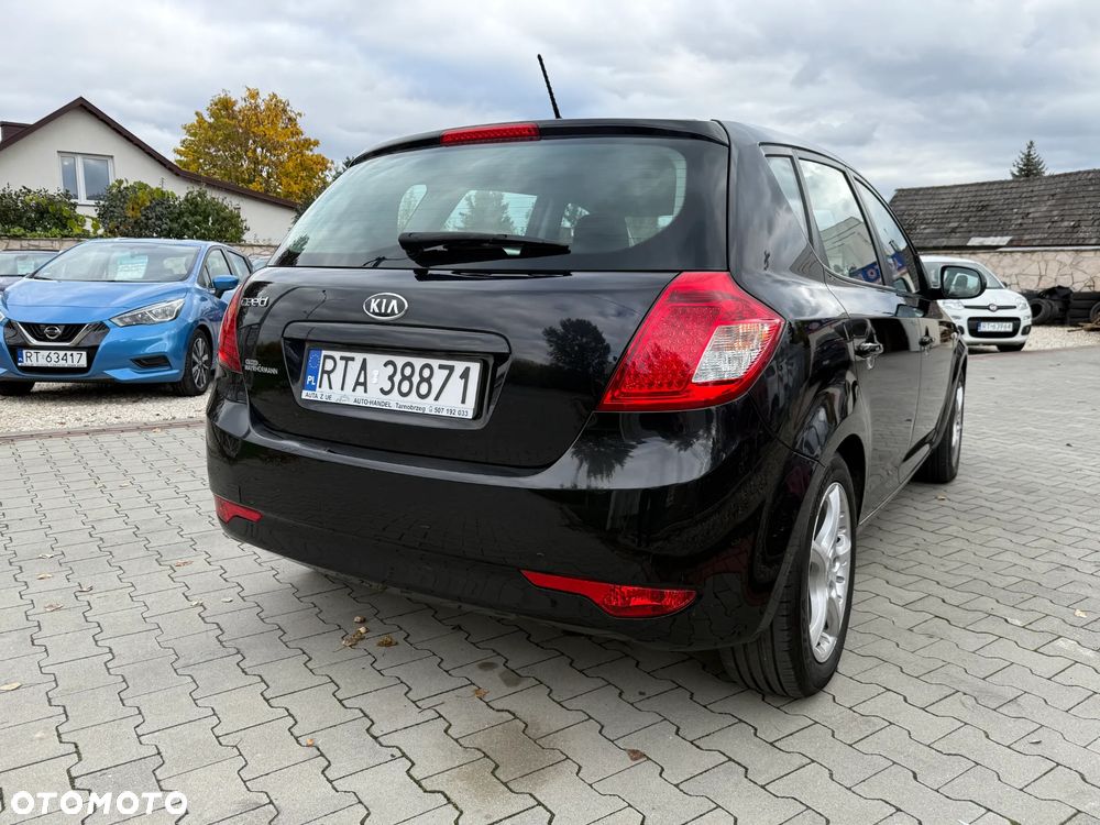 Kia Ceed 1.4 CVVT Attract - 16