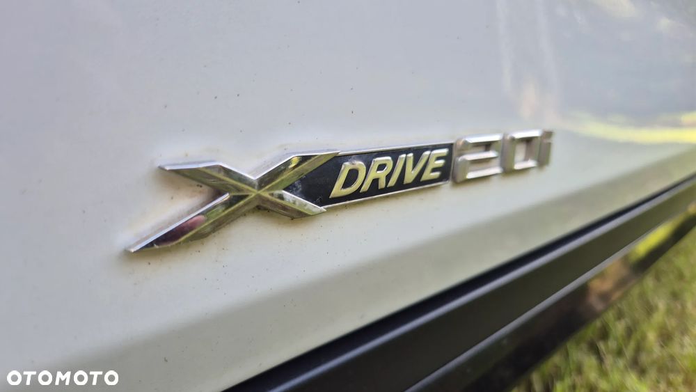 BMW X1 xDrive20i Sport Line - 35