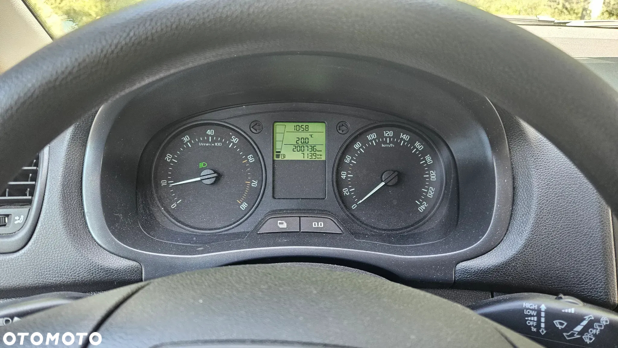 Skoda Fabia 1.4 16V Ambiente - 21