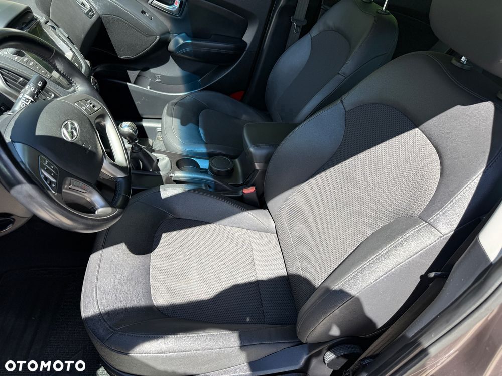 Hyundai ix35 1.6 GDI Premium 2WD - 26