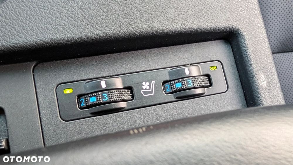 Lexus RX 450h (hybrid) Executive Line - 25