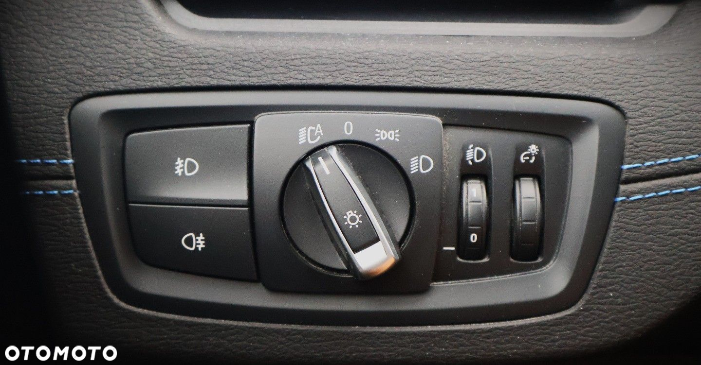 BMW X1 - 26