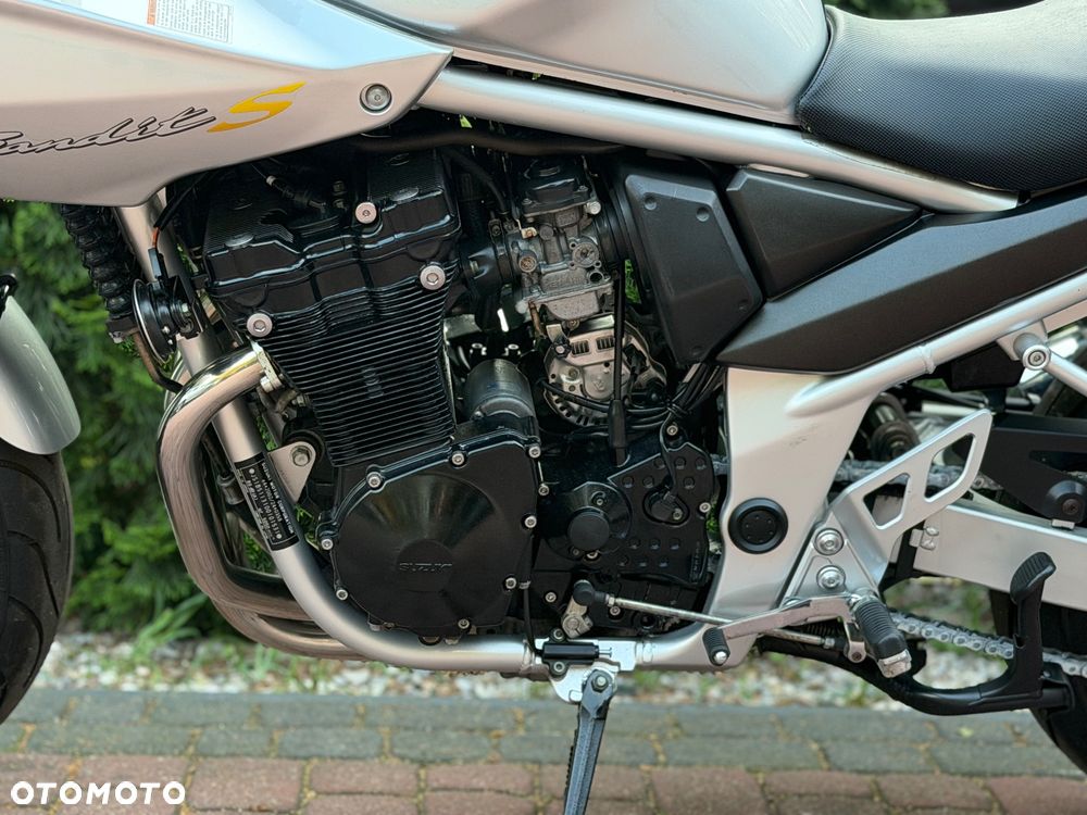 Suzuki Bandit - 16