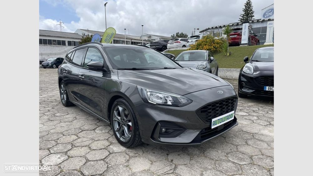 Ford Focus SW 1.5 TDCi EcoBlue ST-Line - 4
