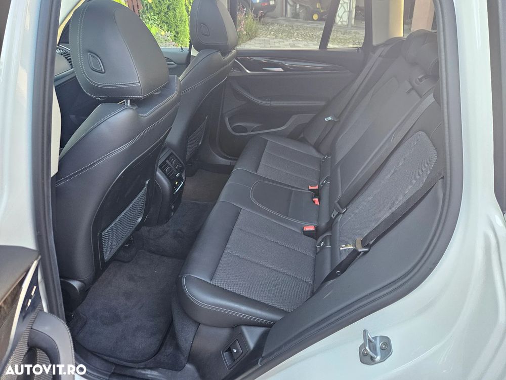 BMW X3 xDrive30i Aut. xLine - 11