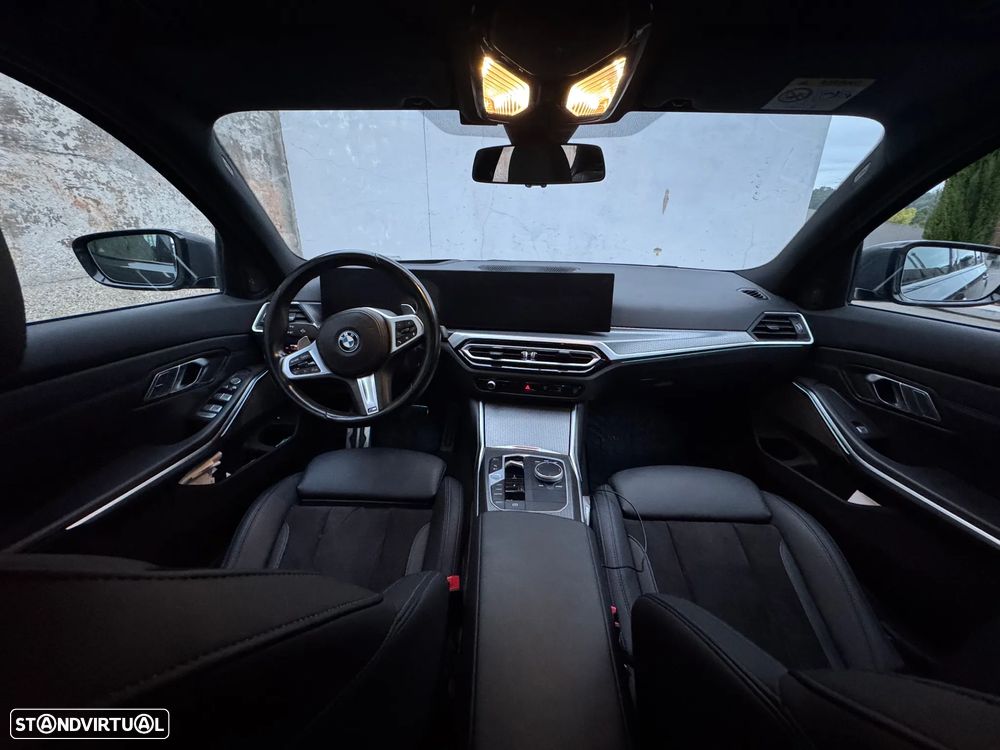 BMW 330 e Touring Pack 50 anos M Auto - 4