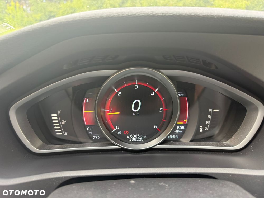 Volvo V40 D3 Drive-E Ocean Race - 4