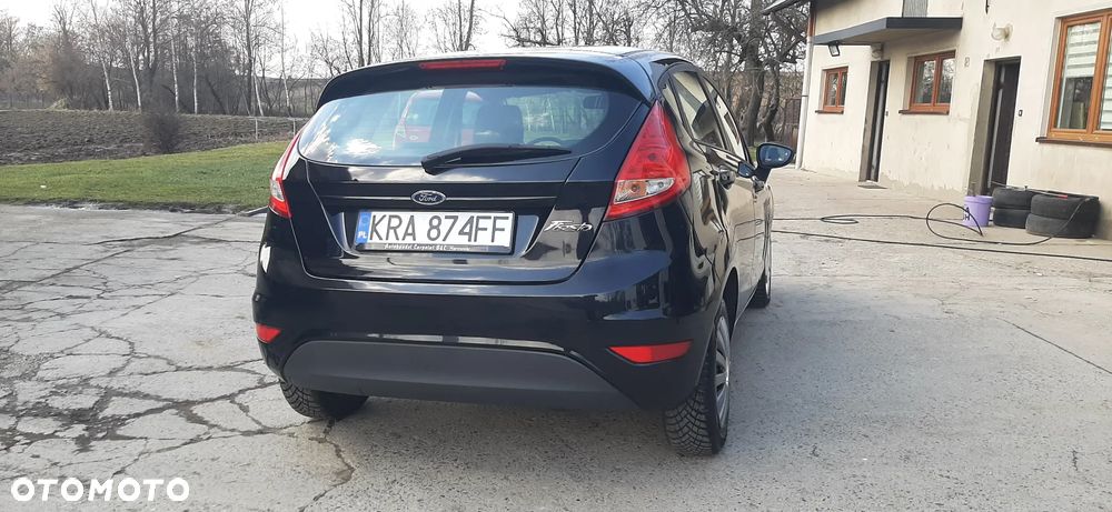 Ford Fiesta - 15