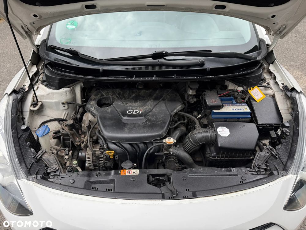 Hyundai i30 1.6 GDI Premium - 24