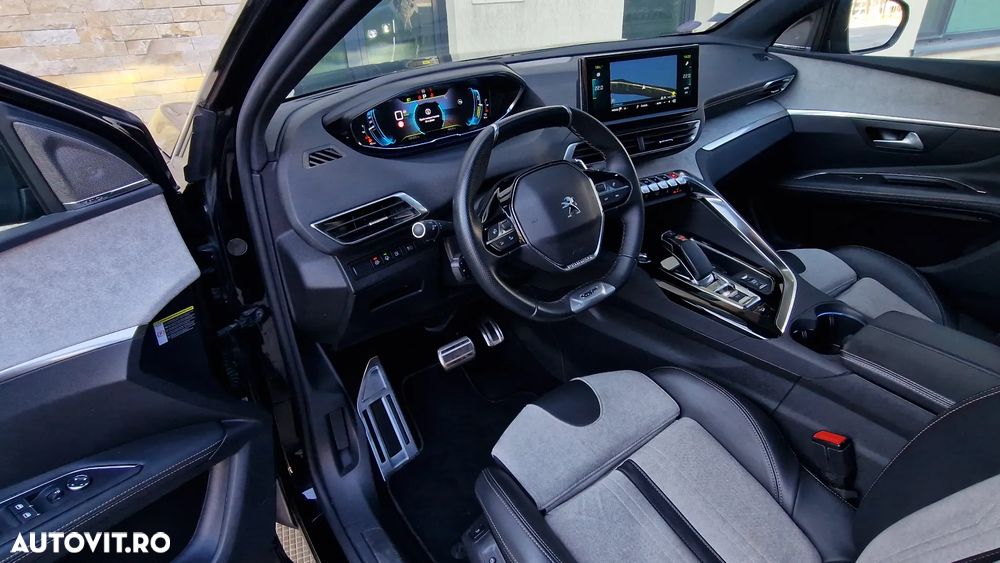 Peugeot 3008 PHEV 300 EAT8 4X4 GT - 29