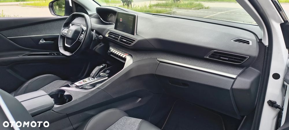 Peugeot 3008 1.2 PureTech Allure S&S EAT6 - 13