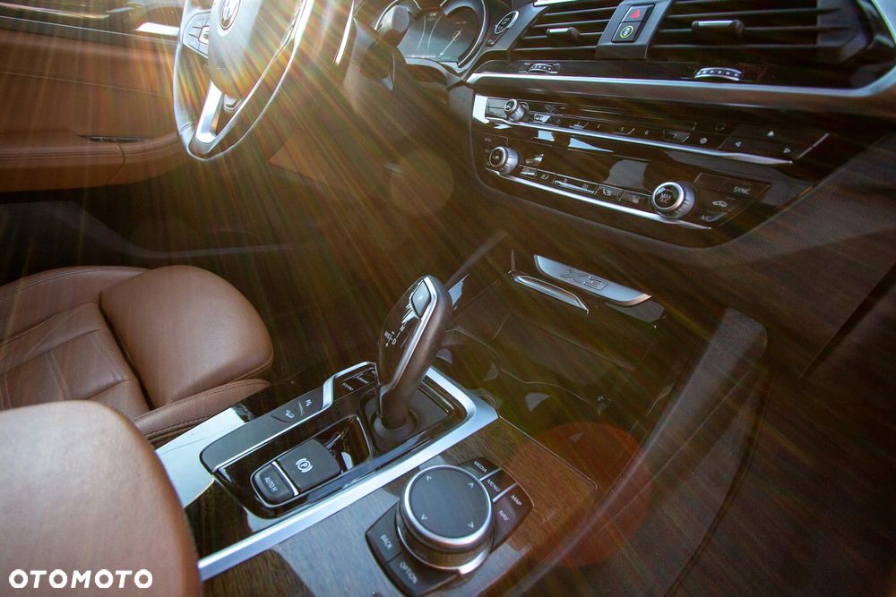 BMW X3 xDrive30i xLine - 25