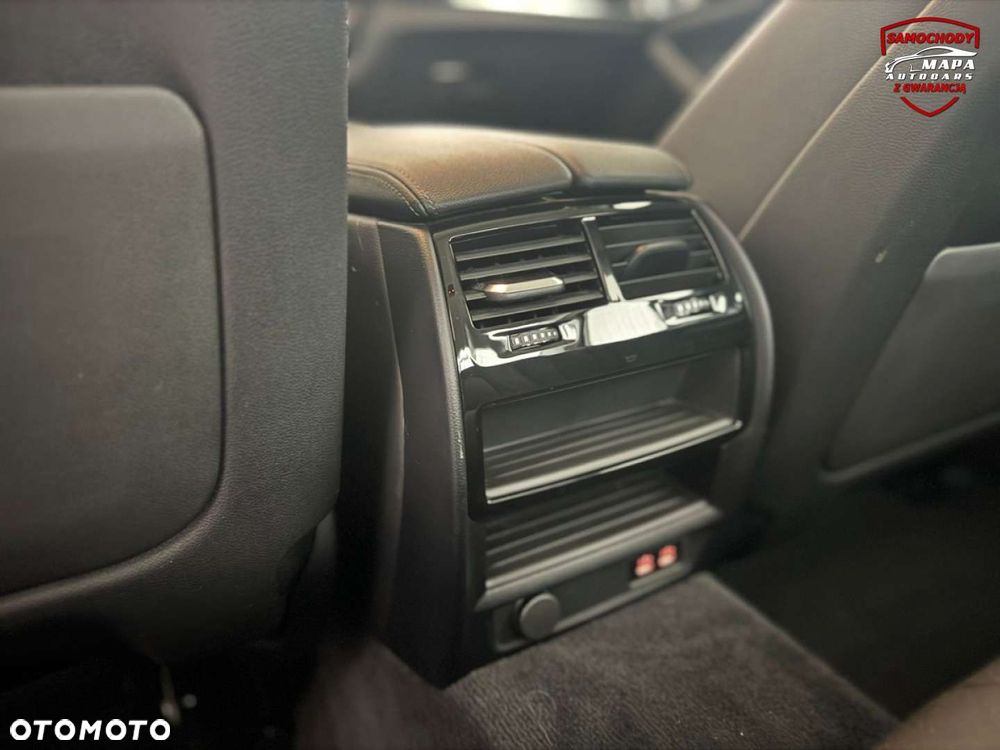 BMW Seria 5 520d xDrive Business Edition - 33