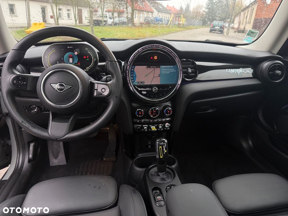 MINI Cooper SE Essential Trim - 10