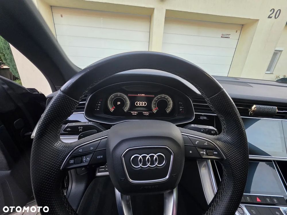 Audi Q8 - 16