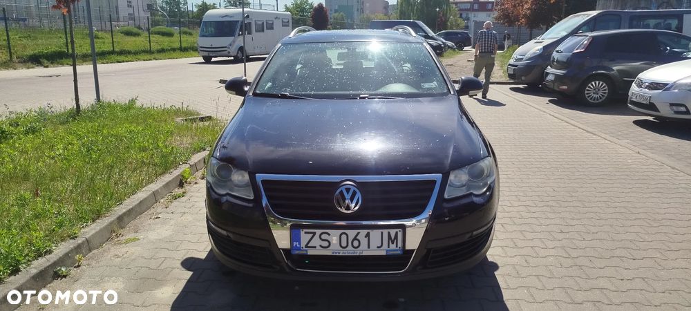 Volkswagen Passat - 10