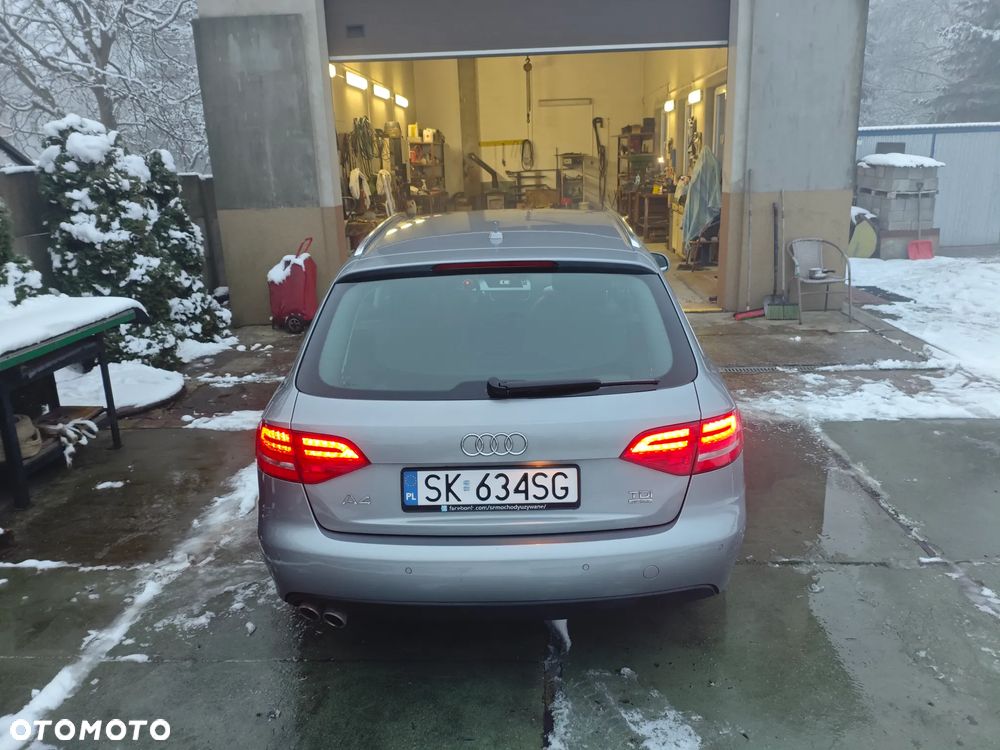 Audi A4 Avant 2.0 TDI Quattro - 9