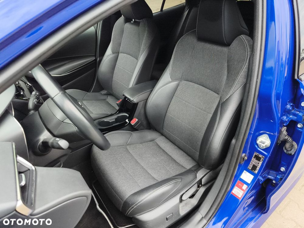 Toyota Corolla 1.8 Hybrid Style - 21