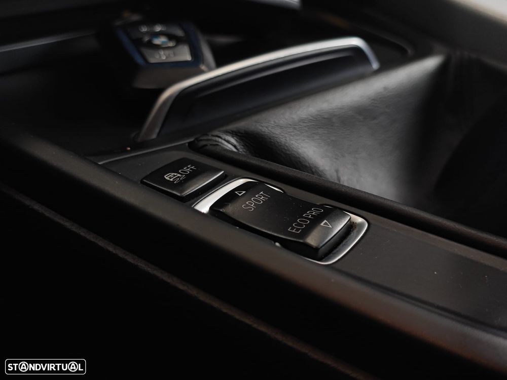 BMW 320 d Pack M Shadow - 51