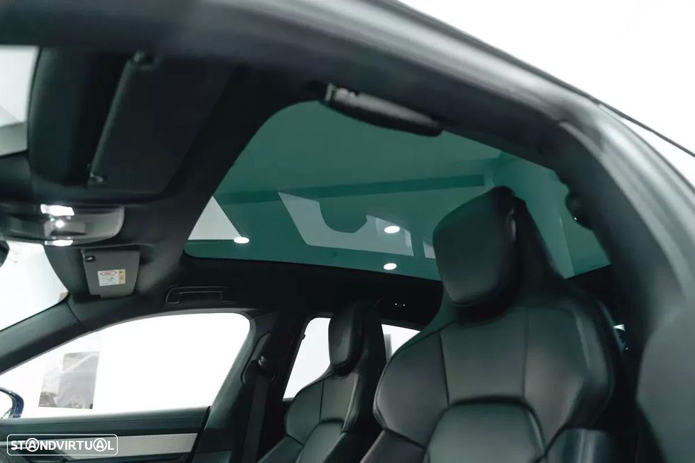 Porsche Taycan 4S Bateria Performance Plus - 46
