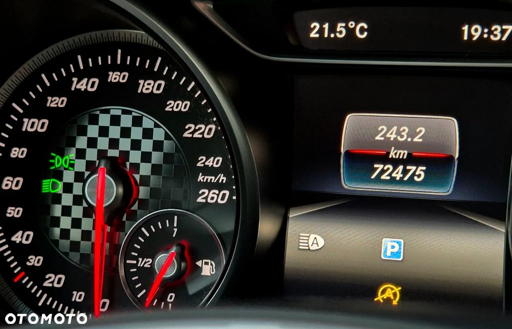 Mercedes-Benz Klasa A 180 (BlueEFFICIENCY) Urban - 10