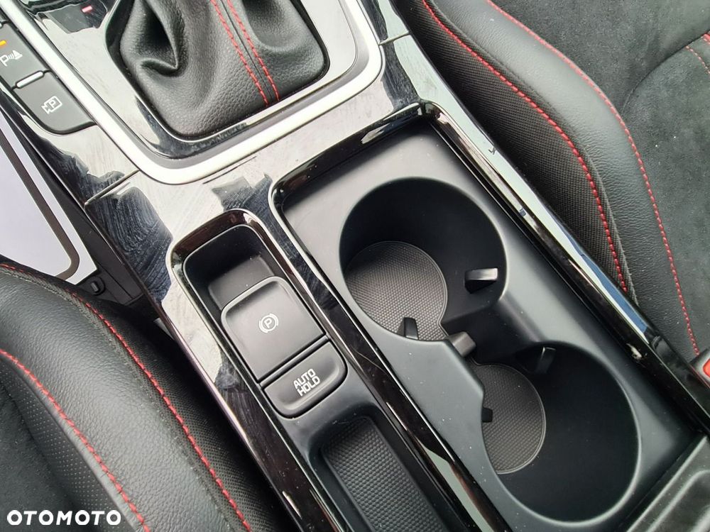 Kia Ceed 1.6 T-GDI GT DCT - 26