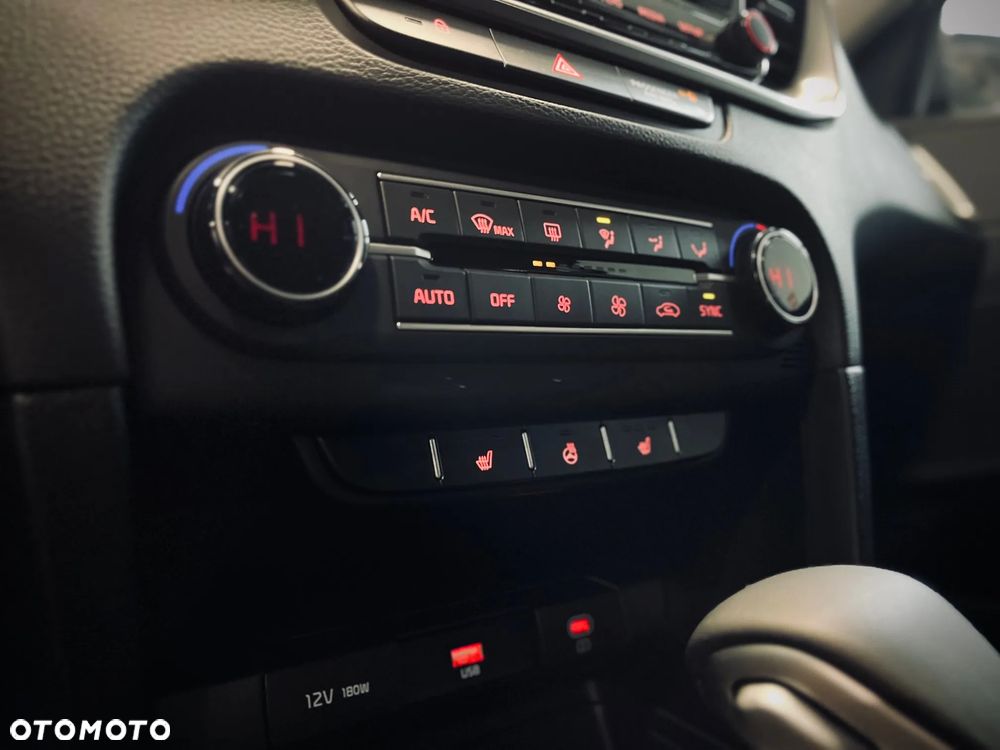 Kia XCeed 1.6 T-GDI M DCT - 13