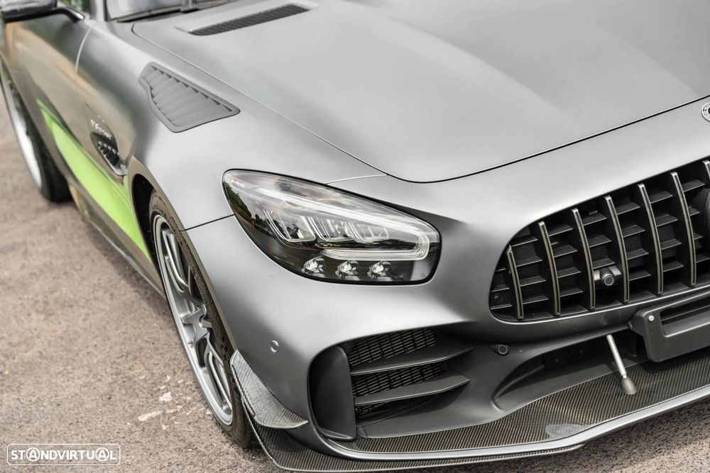Mercedes-Benz AMG GT R - 7