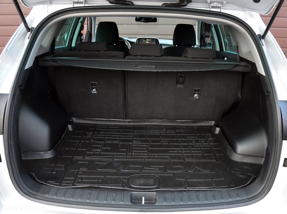 Hyundai Tucson blue 1.6 GDi 2WD Navi - 26